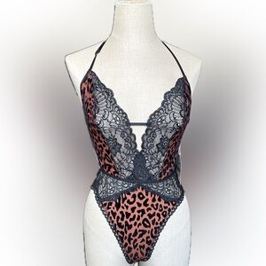 In Bloom NWT Leopard Lace Deep-V Teddy Bodysuit